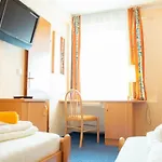 Strandhotel Burgstaller פלד אם סי