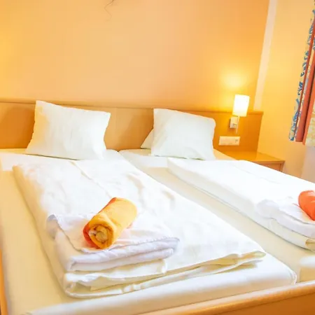 Strandhotel Burgstaller Hotel 3*