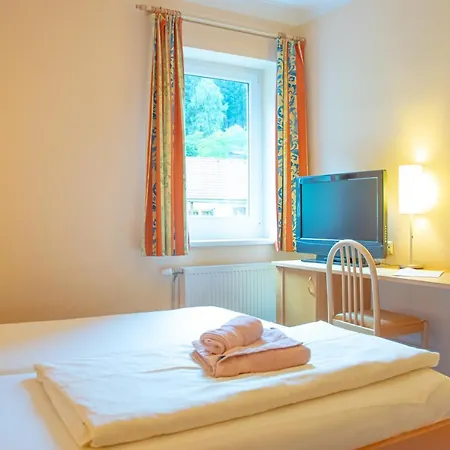 Strandhotel Burgstaller Hotel Feld am See