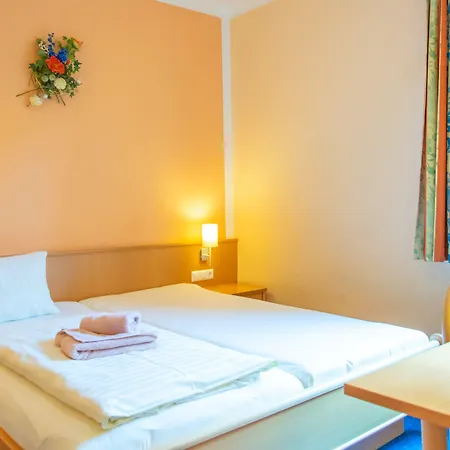 Strandhotel Burgstaller Hotel 3*