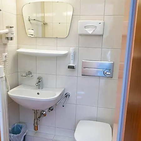 Strandhotel Burgstaller 3* Feld am See