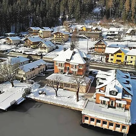 Strandhotel Burgstaller 3* Feld am See