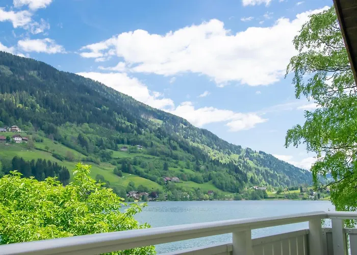 Strandhotel Burgstaller