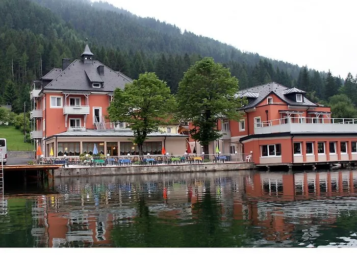 Strandhotel Burgstaller 3*