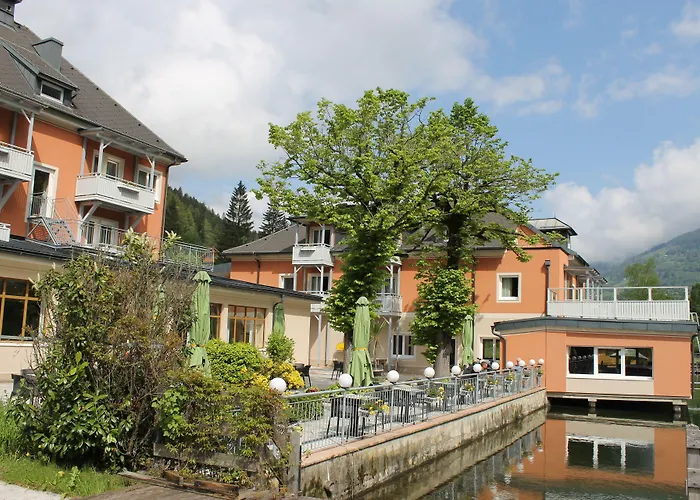 Strandhotel Burgstaller 3*