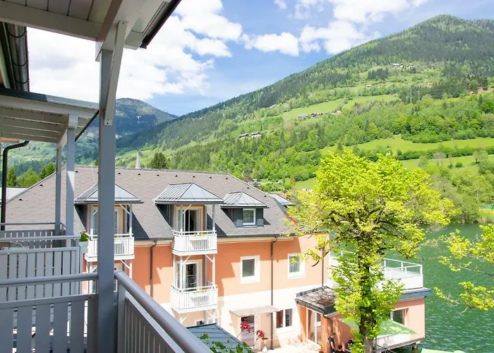 Strandhotel Burgstaller 3* Feld am See