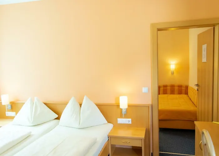 Strandhotel Burgstaller